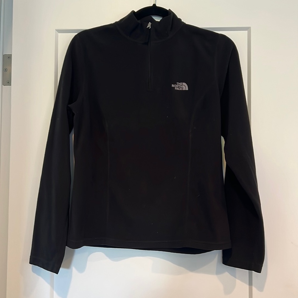 The North Face 1/4 zip pullover Sz M
